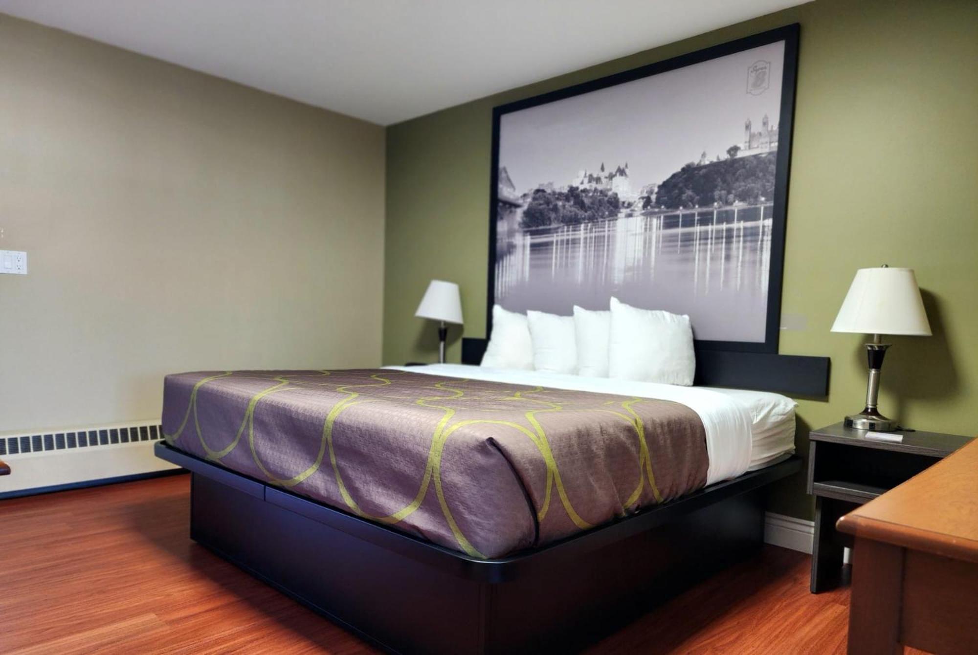 Super 8 By Wyndham Pembroke Hotel Екстериор снимка